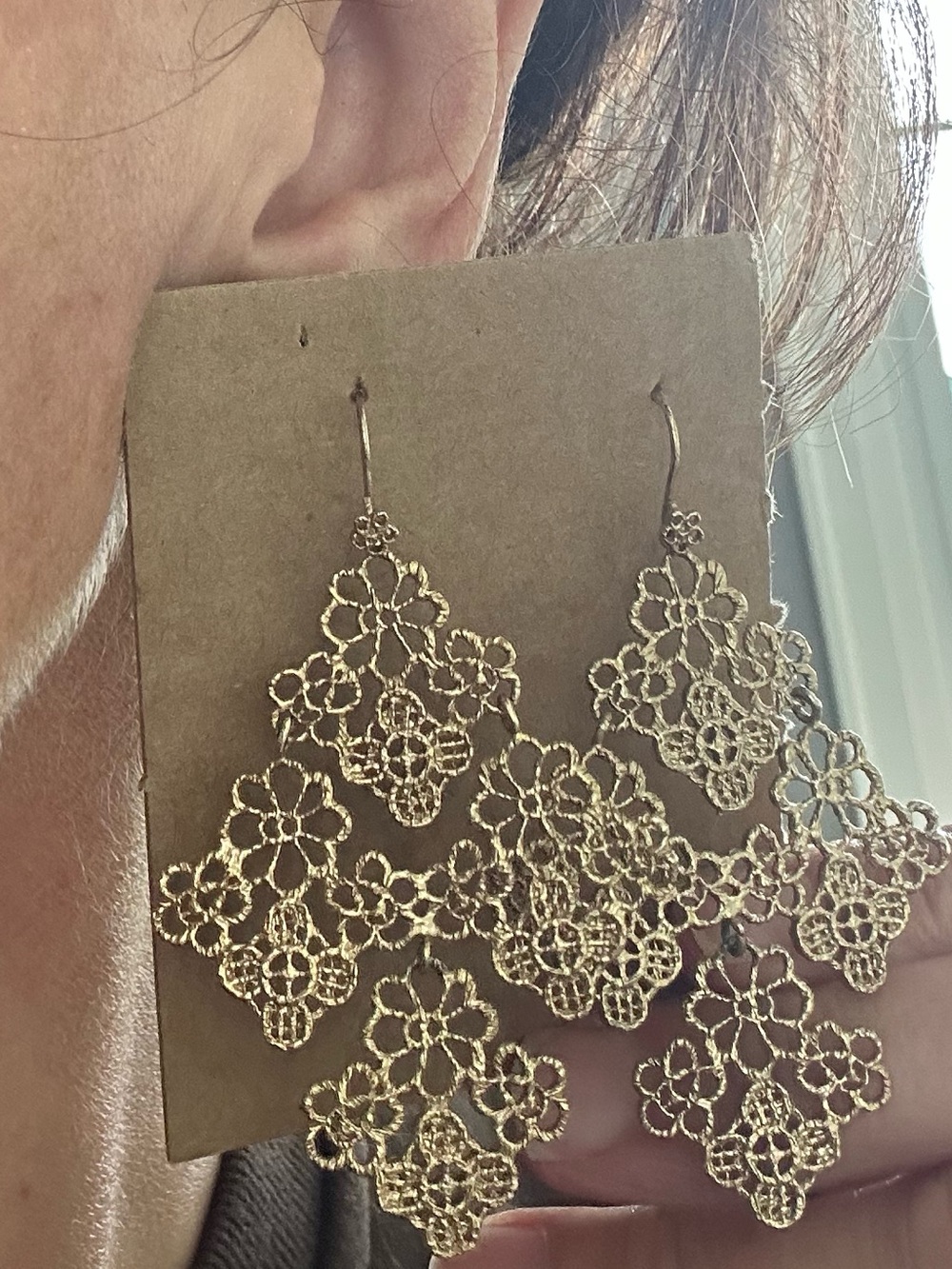 Stella & Dot Gold Filigree Cluster Drop Earrings